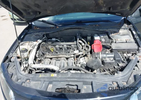 2010 Ford Fusion Se z USA, uszkodzony, nr VIN 3FAHP0HAXAR426426